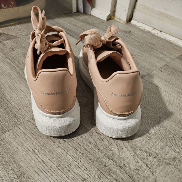 **Authentic** Alexander McQueen pink shoes size 5.5 - Picture 3 of 3